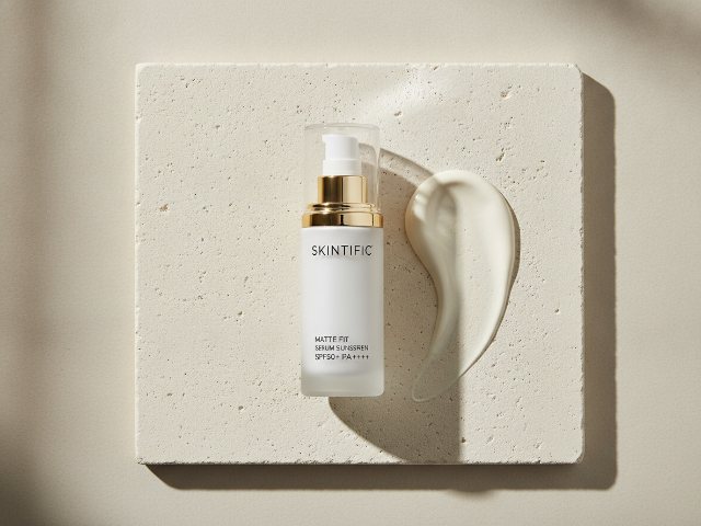 (90)NA11241700042 Skintific Matte Fit Serum Sunscreen SPF50+ PA++++