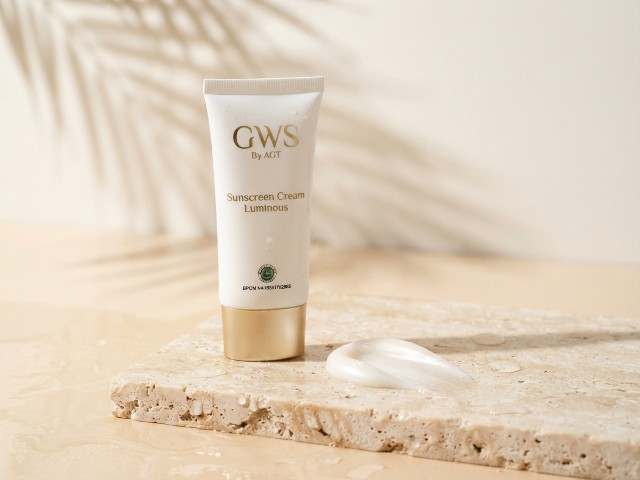 BPOM (90)NA18241702065 GWS By AGT Sunscreen Cream Luminous