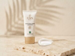 BPOM (90)NA18241702065 GWS By AGT Sunscreen Cream Luminous